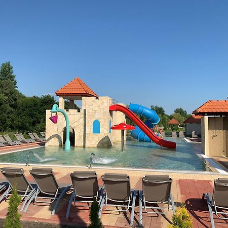Termál Hotel Vesta Tapioszecso Buitenkant foto