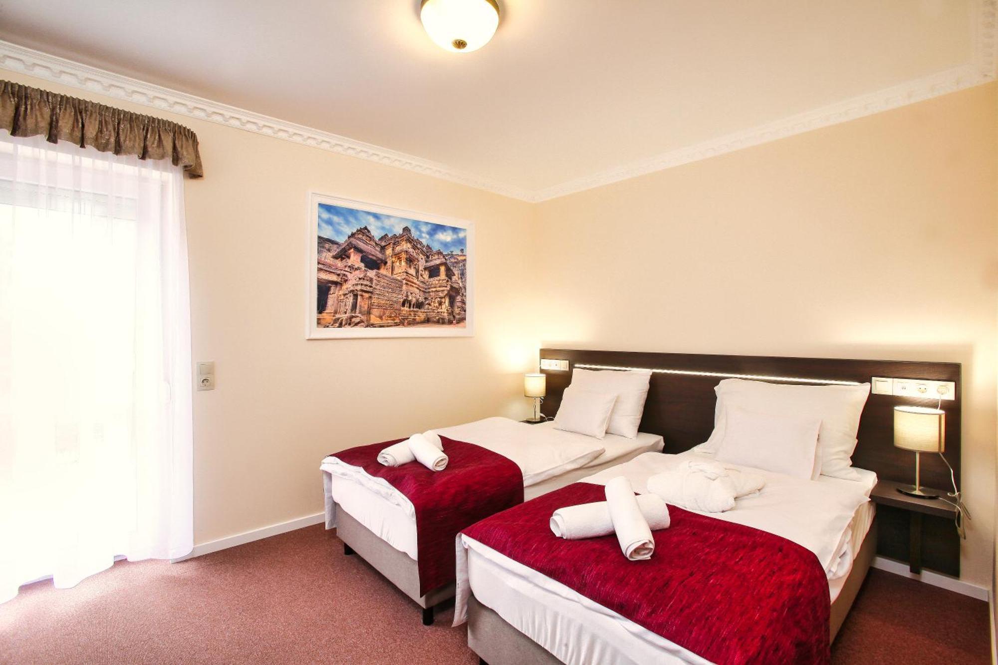 Termál Hotel Vesta Tapioszecso Buitenkant foto