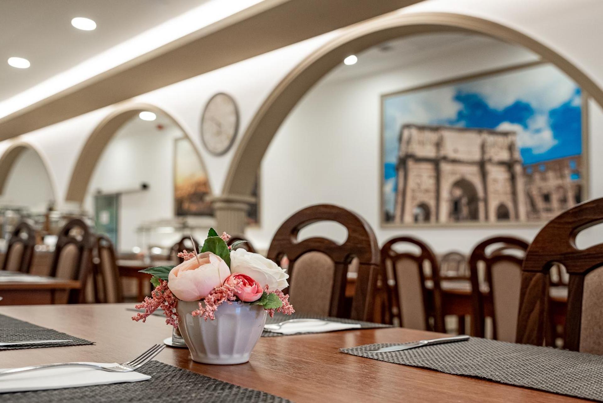 Termál Hotel Vesta Tapioszecso Buitenkant foto
