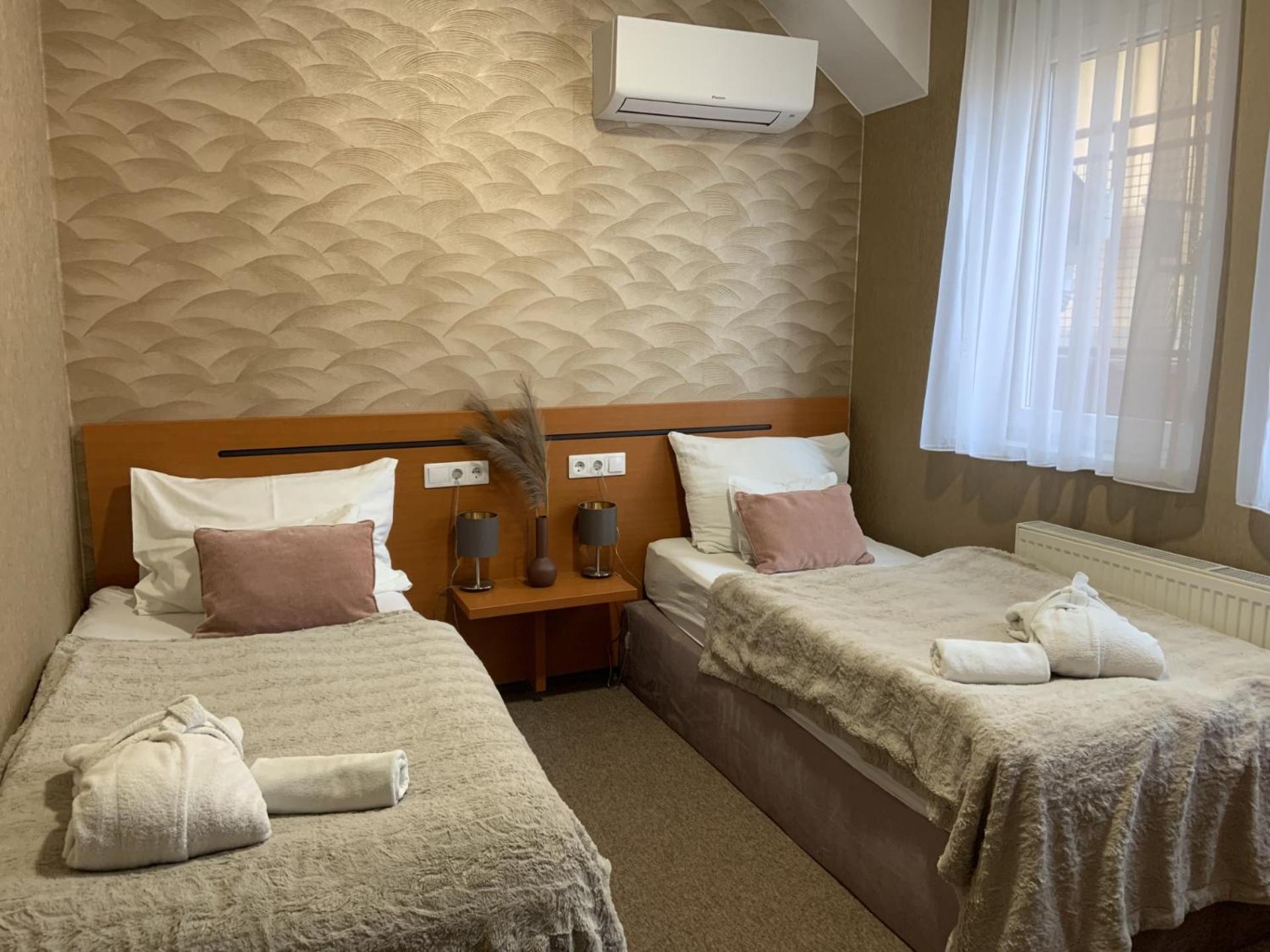 Termál Hotel Vesta Tapioszecso Buitenkant foto